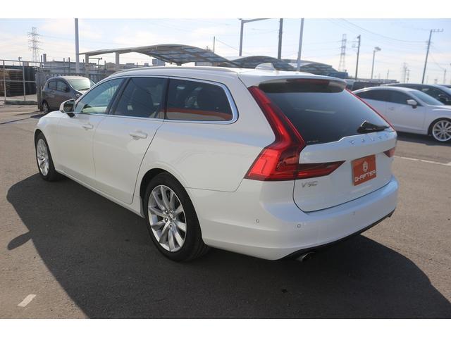 Volvo V90 2017-03 7809473-11