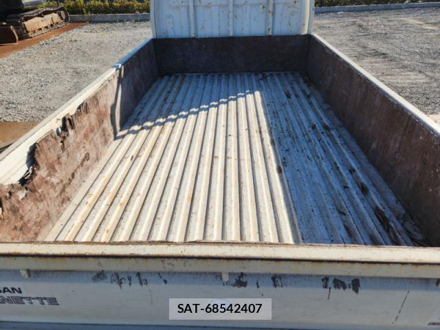 Nissan VANETTE TRUCK 2011-08 7796225-9