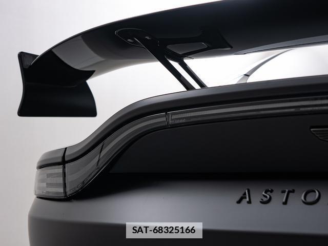 Aston Martin VANTAGE 2023-06 7796686-16