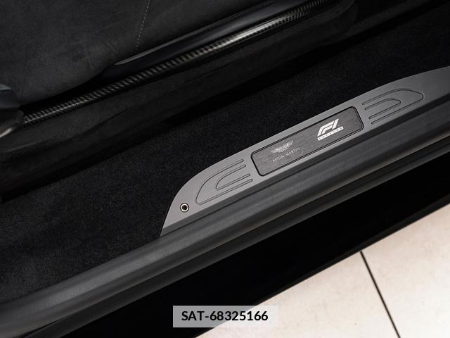 Aston Martin VANTAGE 2023-06 7796686-2