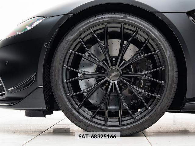Aston Martin VANTAGE 2023-06 7796686-9