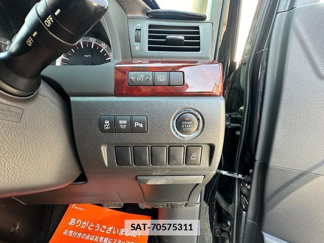 Toyota VELLFIRE 2010-10 7793586-1