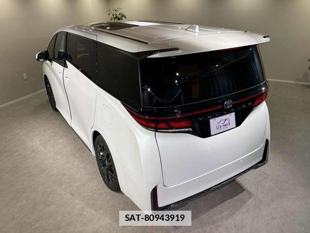 Toyota VELLFIRE 2026-04 7795349-14