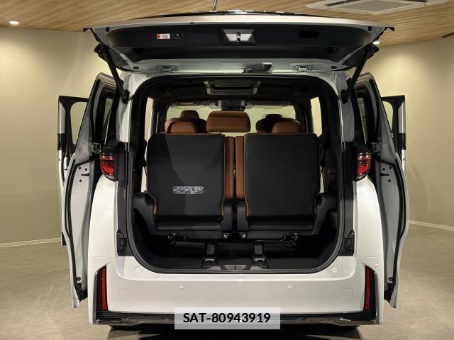 Toyota VELLFIRE 2026-04 7795349-18