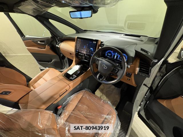 Toyota VELLFIRE 2026-04 7795349-5