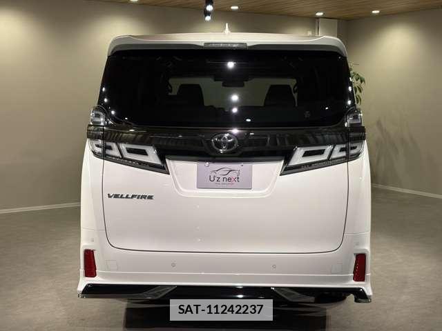 Toyota VELLFIRE 2020-10 7795359-1