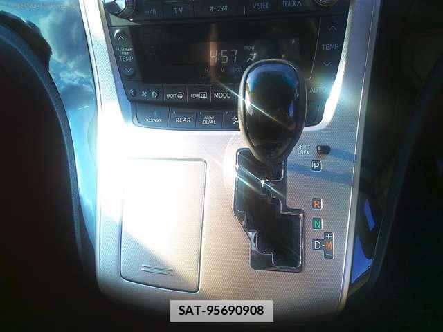Toyota VELLFIRE 2014-03 7795605-12