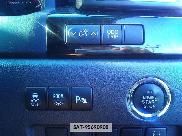 Toyota VELLFIRE 2014-03 7795605-15