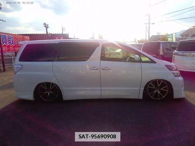 Toyota VELLFIRE 2014-03 7795605-3
