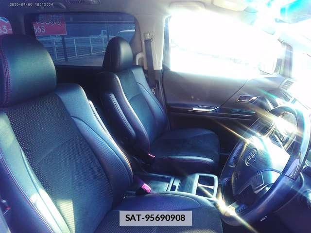 Toyota VELLFIRE 2014-03 7795605-5