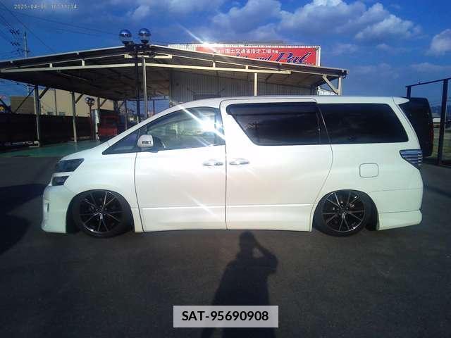 Toyota VELLFIRE 2014-03 7795605-9