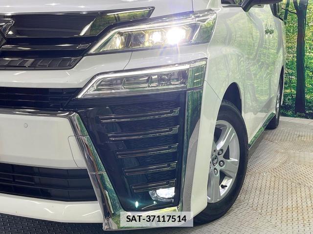 Toyota VELLFIRE 2022-06 7799559-12