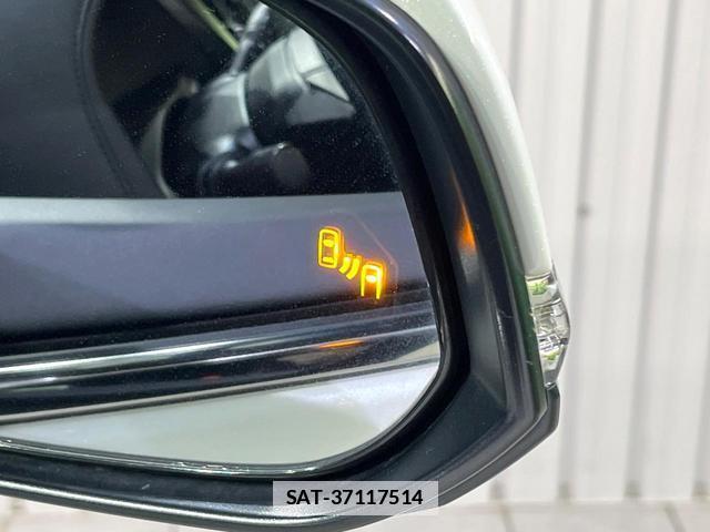 Toyota VELLFIRE 2022-06 7799559-6