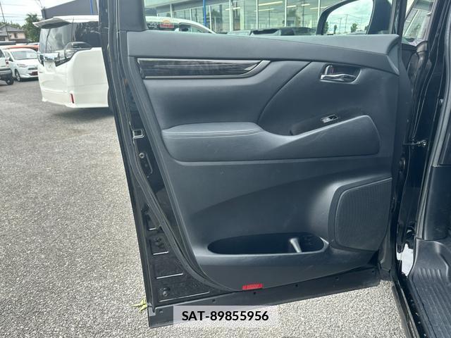 Toyota VELLFIRE 2021-03 7803564-9