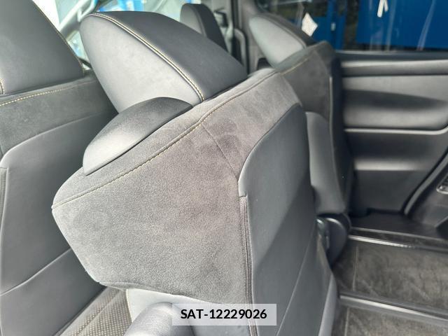 Toyota VELLFIRE 2020-10 7803593-11