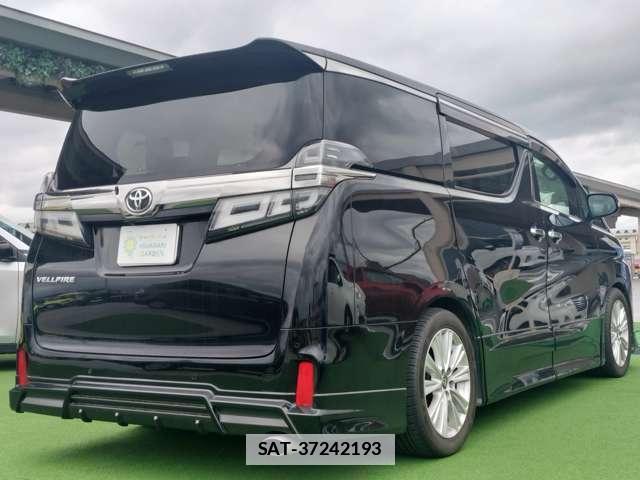 Toyota VELLFIRE 2020-11 7805384-1