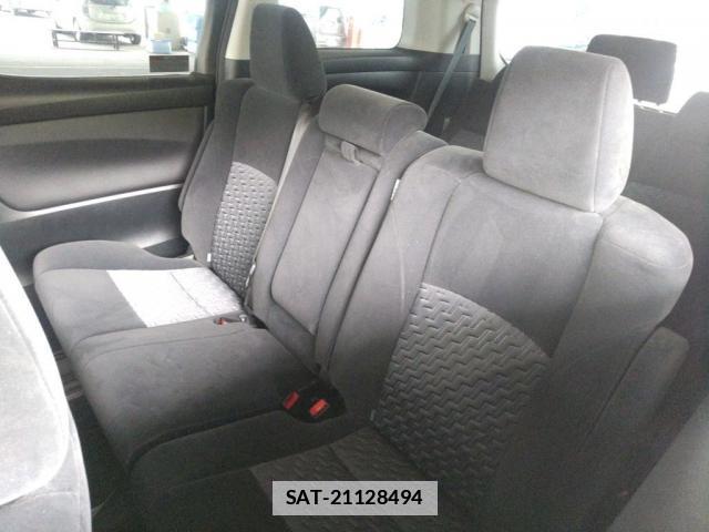 Toyota VELLFIRE 2015-04 7805742-3