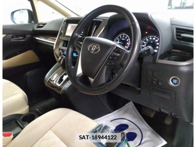 Toyota VELLFIRE 2018-10 7807242-2