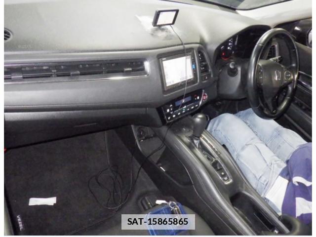 Honda VEZEL 2016-04 7793961-2
