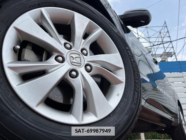 Honda VEZEL 2015-11 7794294-13