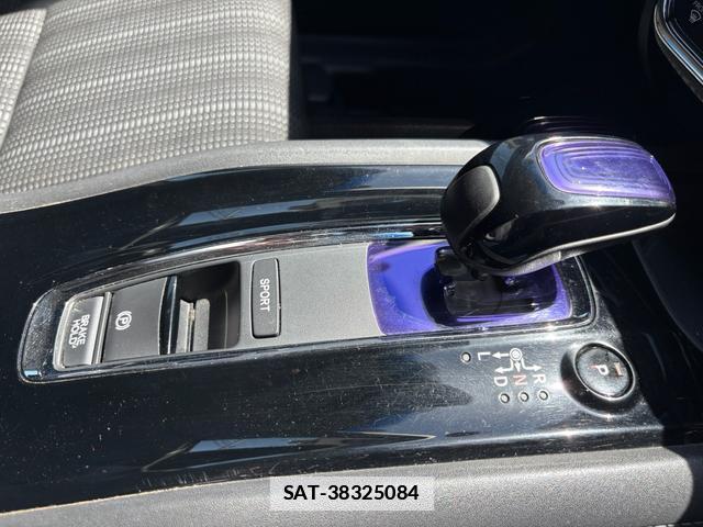 Honda VEZEL 2015-03 7795987-13