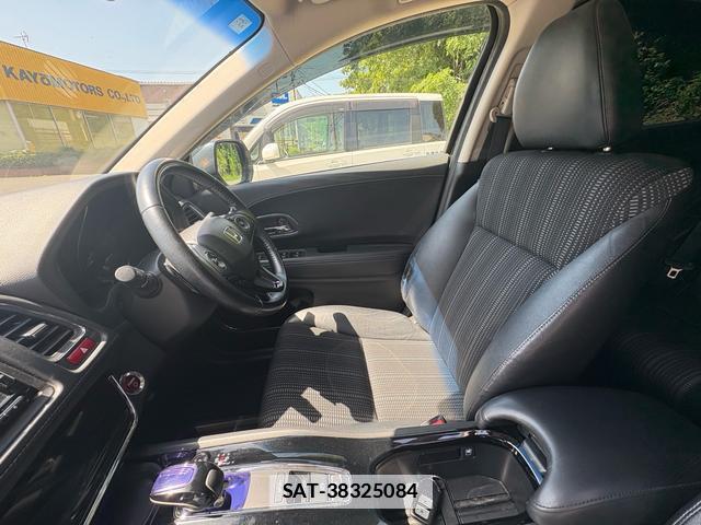 Honda VEZEL 2015-03 7795987-16
