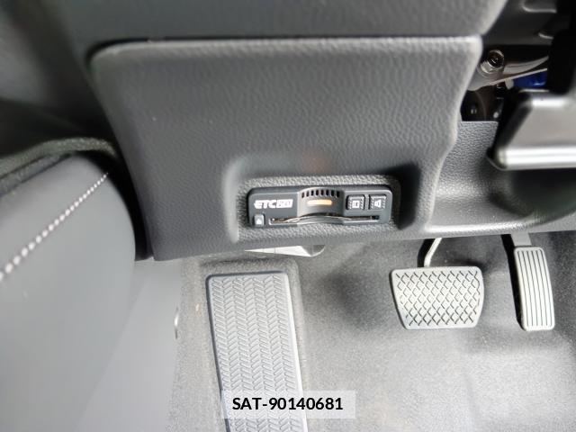 Honda VEZEL 2025-08 7800685-17