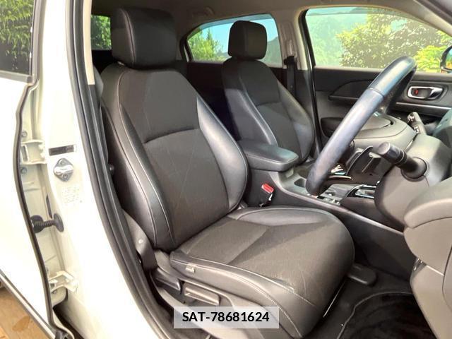 Honda VEZEL 2023-04 7801301-7