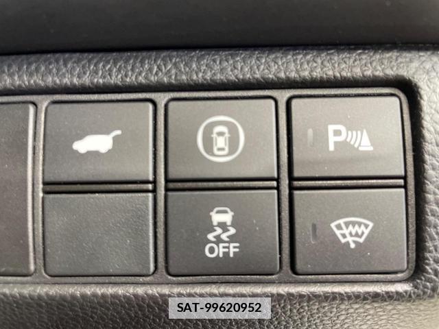 Honda VEZEL 2021-07 7801532-6