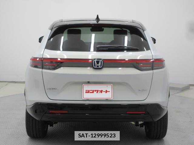 Honda VEZEL 2025-12 7804258-2
