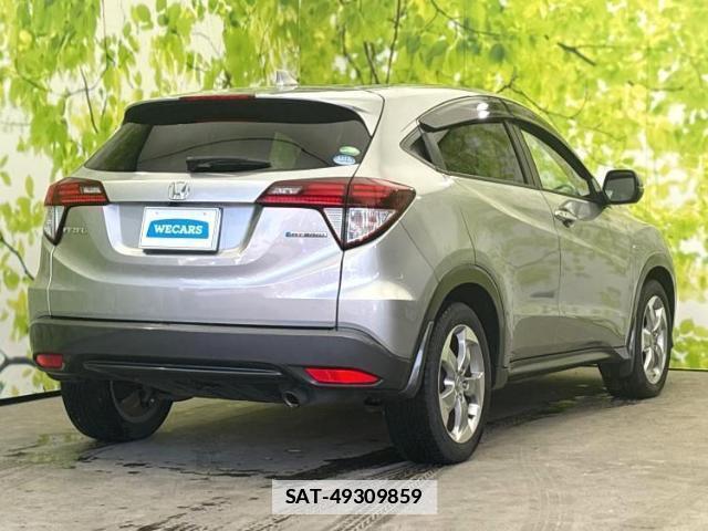 Honda VEZEL 2017-06 7808902-2