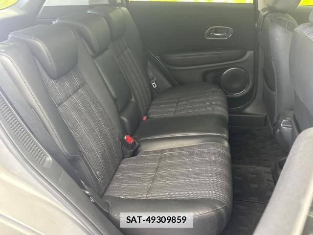 Honda VEZEL 2017-06 7808902-4