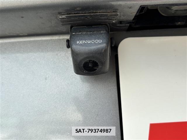 Toyota VITZ 2007-09 7793571-17