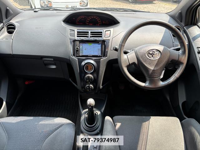 Toyota VITZ 2007-09 7793571-4