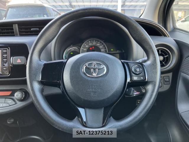 Toyota VITZ 2020-06 7795468-13