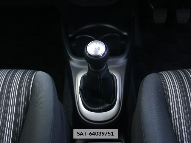 Toyota VITZ 2016-12 7796277-15