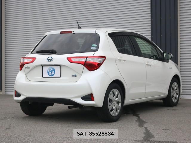 Toyota VITZ 2017-05 7796356-13