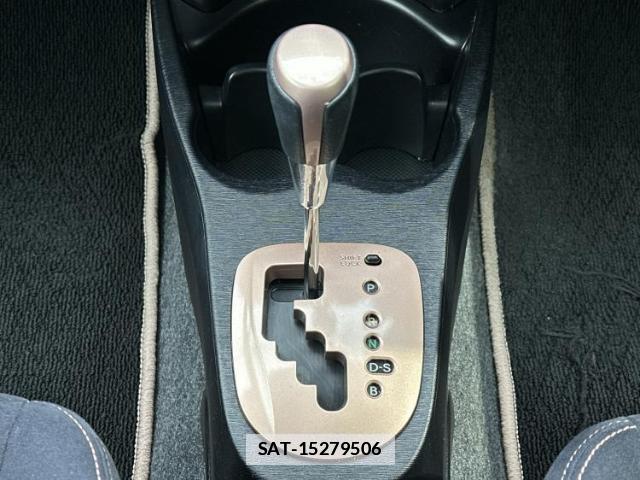 Toyota VITZ 2013-09 7796561-16