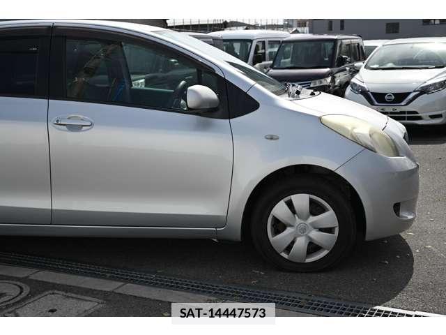 Toyota VITZ 2006-09 7796606-10