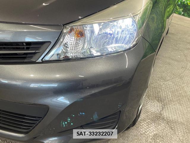 Toyota VITZ 2012-01 7798136-12