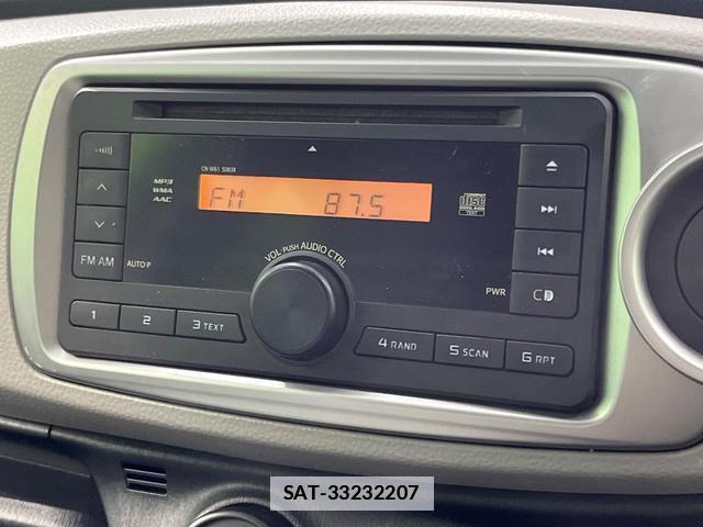 Toyota VITZ 2012-01 7798136-2