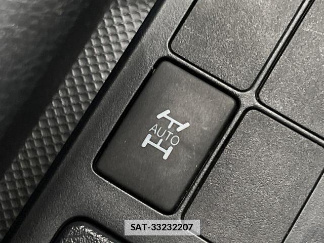 Toyota VITZ 2012-01 7798136-5