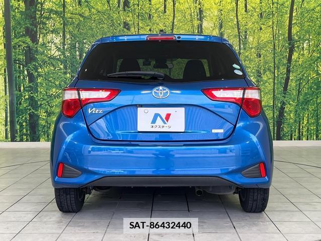 Toyota VITZ 2018-01 7799416-14