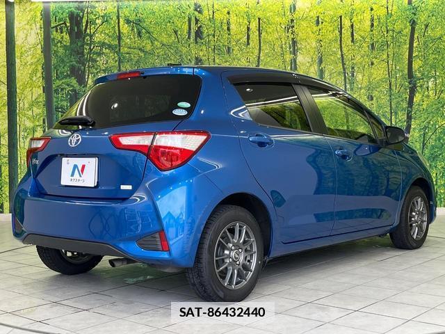 Toyota VITZ 2018-01 7799416-16