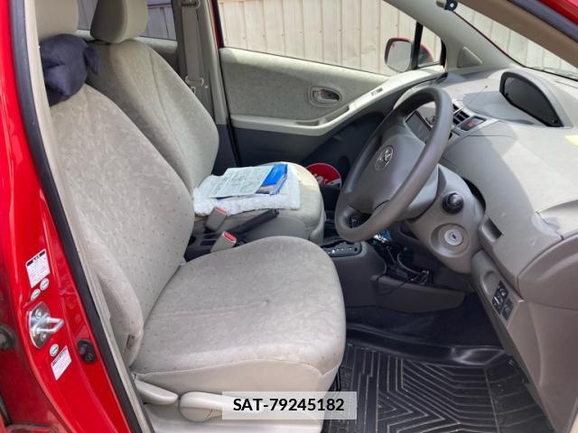 Toyota VITZ 2010-02 7799594-15