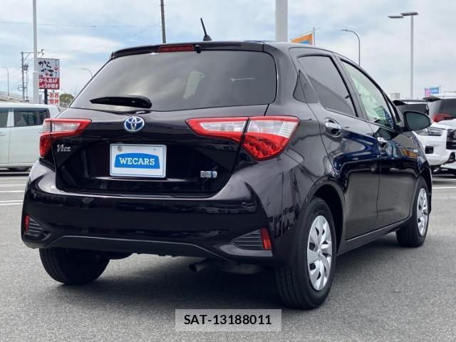 Toyota VITZ 2018-12 7802108-2