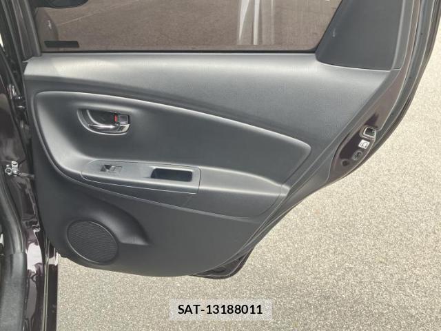 Toyota VITZ 2018-12 7802108-4