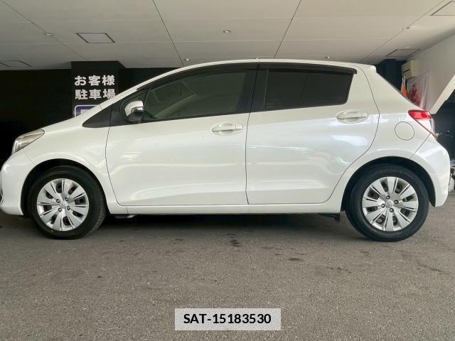 Toyota VITZ 2013-04 7802994-4