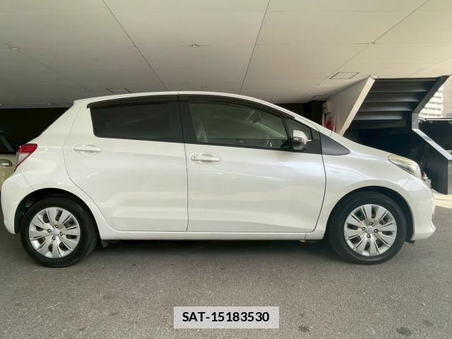 Toyota VITZ 2013-04 7802994-5