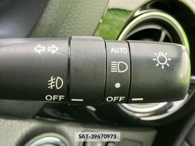 Toyota VITZ 2019-03 7803407-15